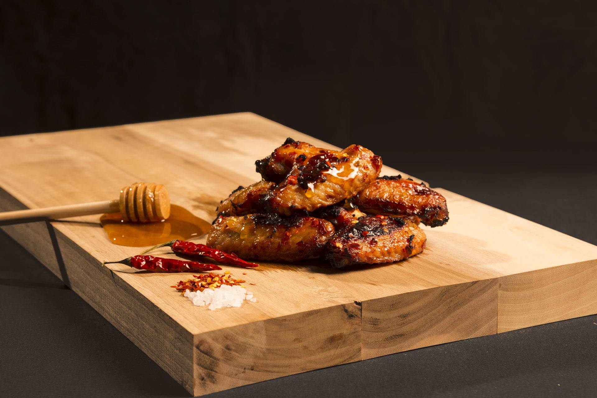 Chicken wings on honey and chilli - Afbeelding 2
