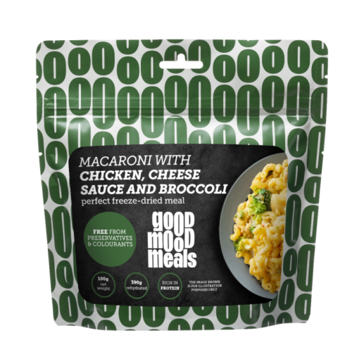 Macaroni with Chicken, Cheese Sauce and Broccoli