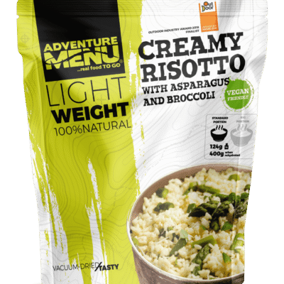 Creamy risotto with asparagus and broccoli